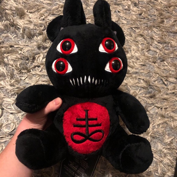 🚫SOLD🚫New don’t care Killstar kreeptures plush - Picture 3 of 4